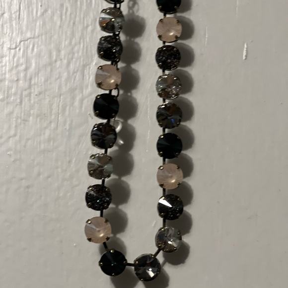 Swarovski crystals. - Picture 6 of 8